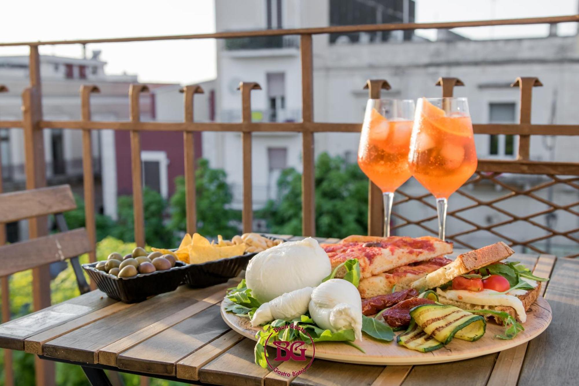 Dimora Elizabeth Hotel Модуньо Екстериор снимка